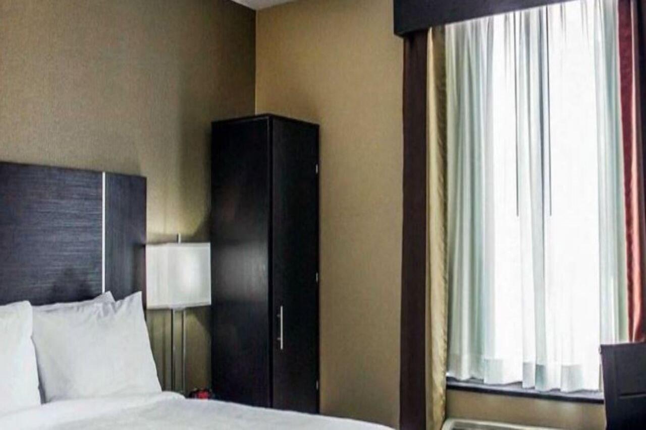 Pitkin Hotel Ню Йорк Екстериор снимка