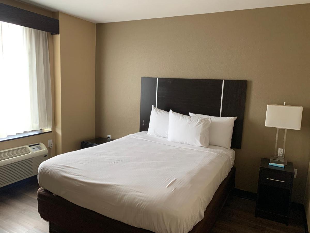 Pitkin Hotel Ню Йорк Екстериор снимка