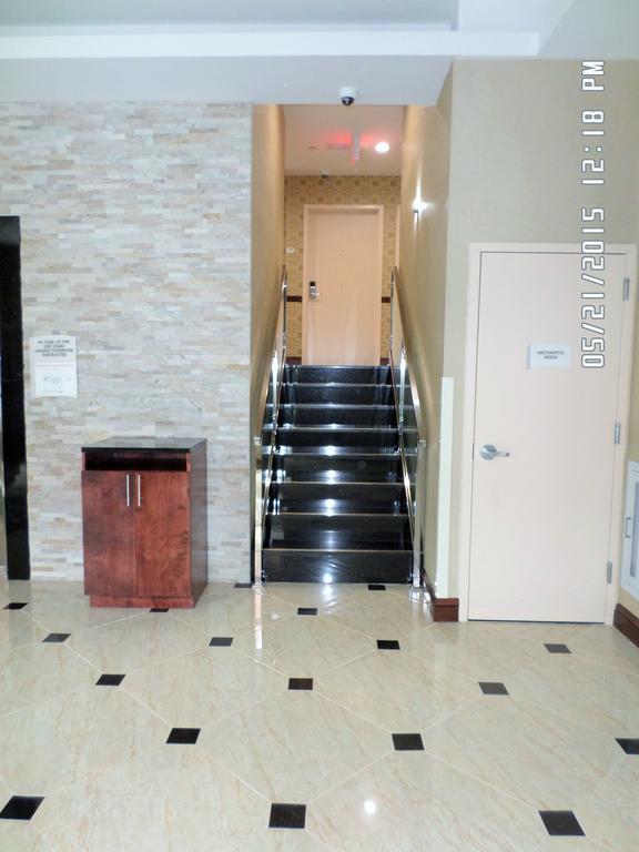 Pitkin Hotel Ню Йорк Екстериор снимка