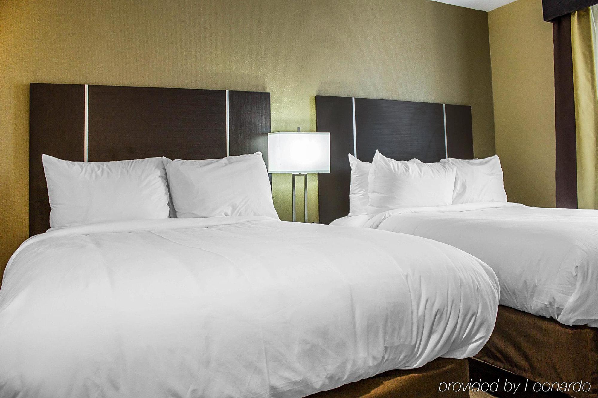 Pitkin Hotel Ню Йорк Екстериор снимка
