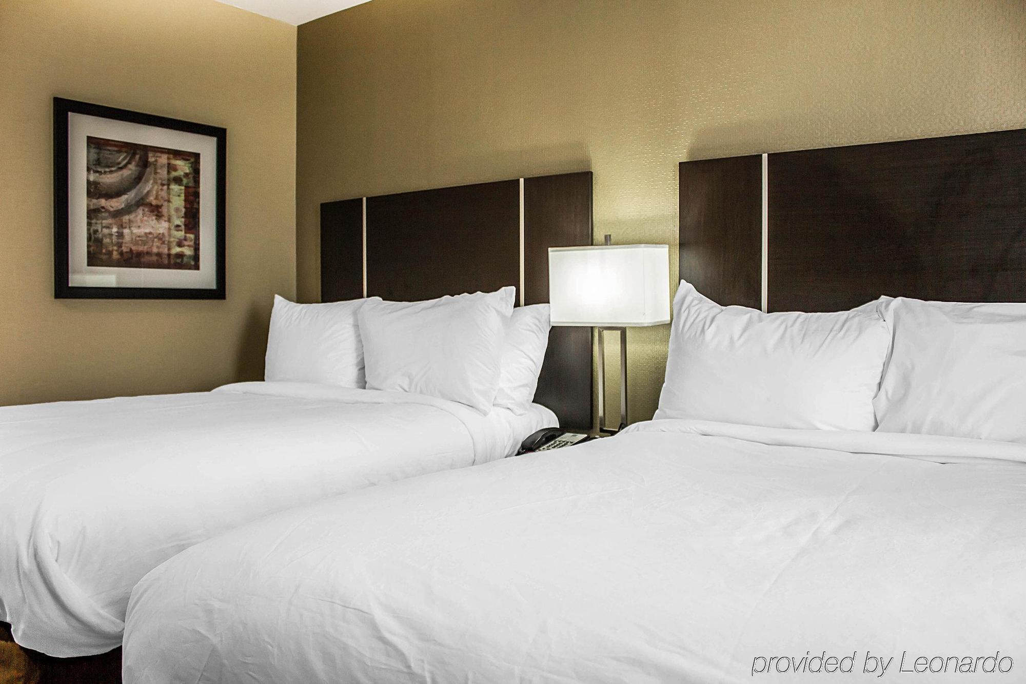 Pitkin Hotel Ню Йорк Екстериор снимка