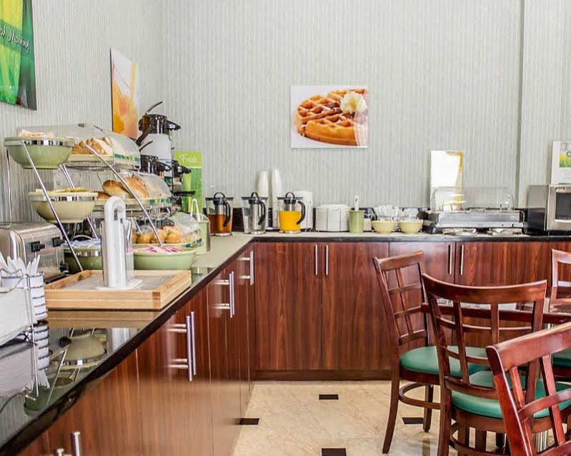 Pitkin Hotel Ню Йорк Екстериор снимка